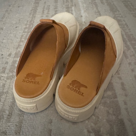 Sorel Women's Brown and Cream Clogs - Picture 3 of 4